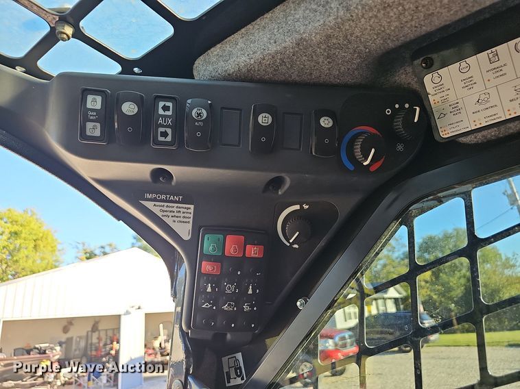 image for item OG9450 2021 John Deere 333G  tracked skid steer loader