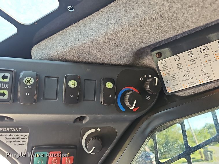 image for item OG9450 2021 John Deere 333G  tracked skid steer loader