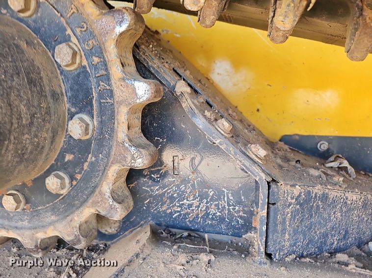 image for item OG9450 2021 John Deere 333G  tracked skid steer loader