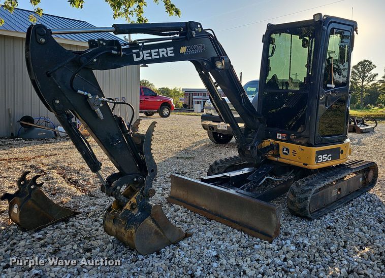 image for item OG9452 2019 John Deere 35G  mini excavator