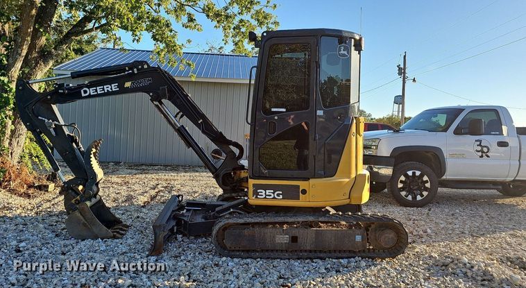 image for item OG9452 2019 John Deere 35G  mini excavator