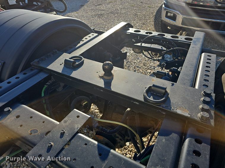 image for item OG9453 2011 International DuraStar 4400  semi truck