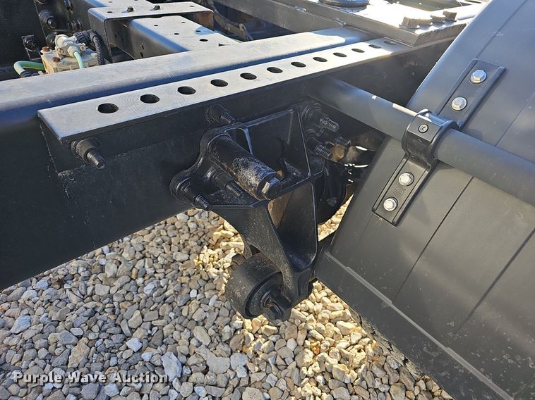 image for item OG9453 2011 International DuraStar 4400  semi truck