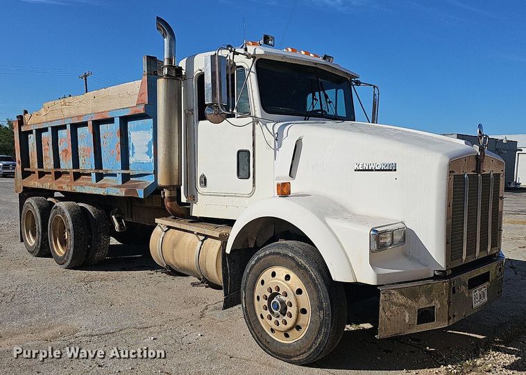 image for item OG9462 1998 Kenworth  dump truck