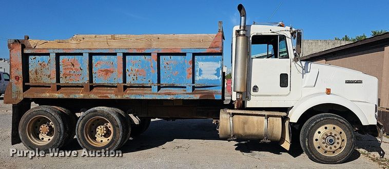 image for item OG9462 1998 Kenworth  dump truck