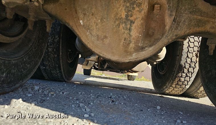 image for item OG9462 1998 Kenworth  dump truck