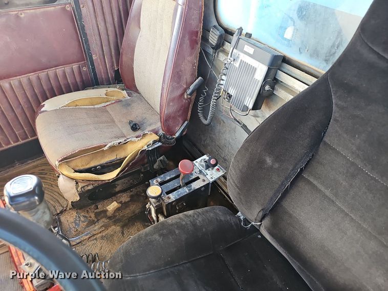 image for item OG9462 1998 Kenworth  dump truck