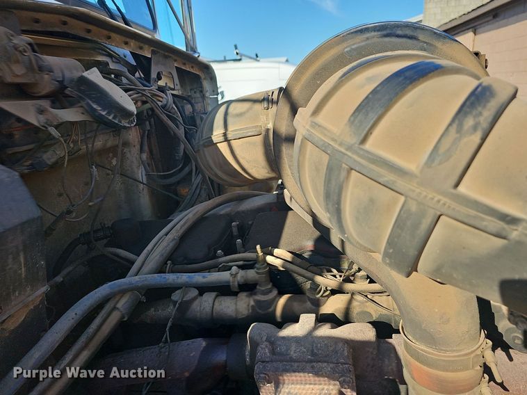 image for item OG9462 1998 Kenworth  dump truck