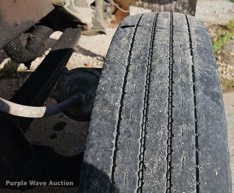 image for item OG9462 1998 Kenworth  dump truck