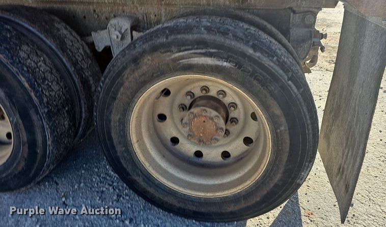 image for item OG9462 1998 Kenworth  dump truck