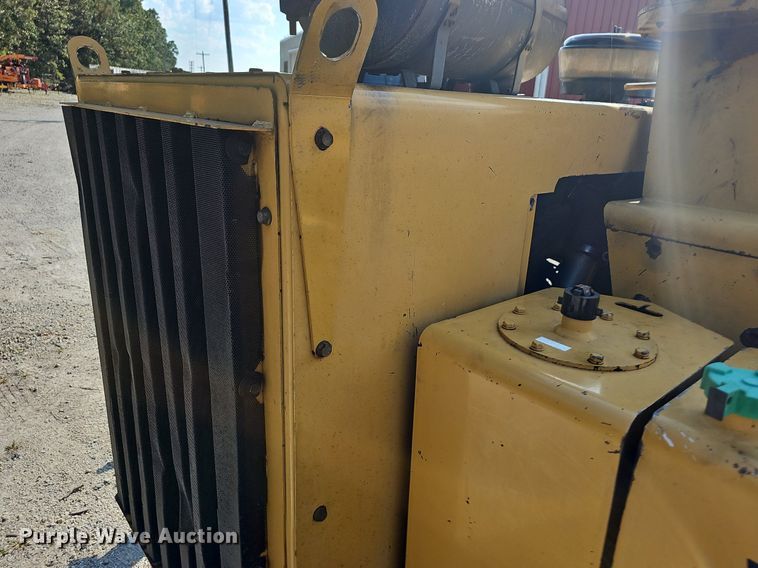 image for item OG9487 2008 Vermeer BC1800XL  wood chipper