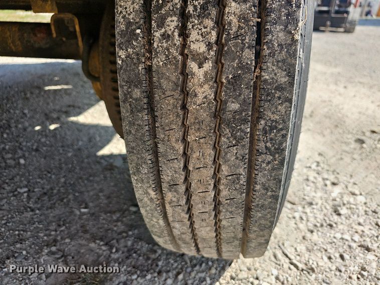 image for item OG9487 2008 Vermeer BC1800XL  wood chipper