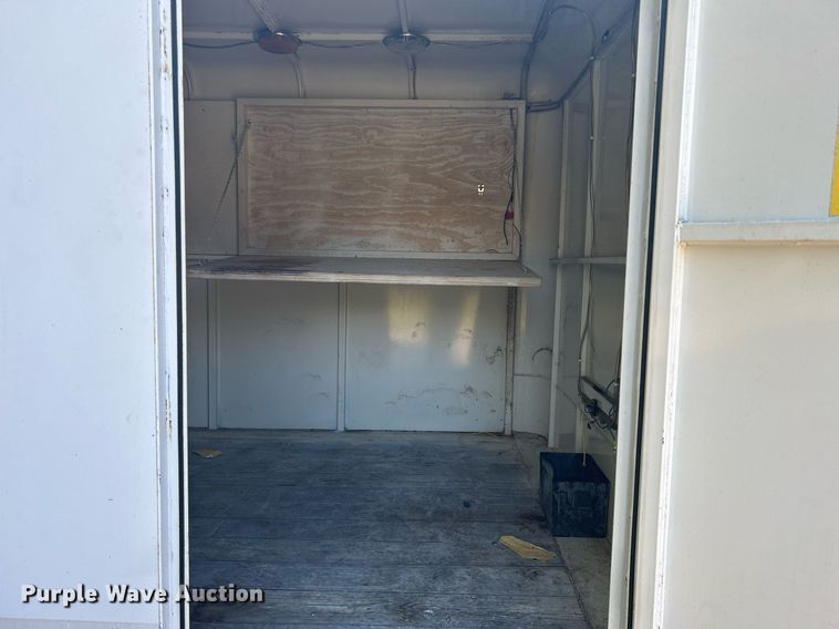 image for item DJ6343 2004 W-W Trailer  enclosed cargo trailer