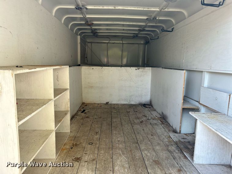 image for item DJ6343 2004 W-W Trailer  enclosed cargo trailer