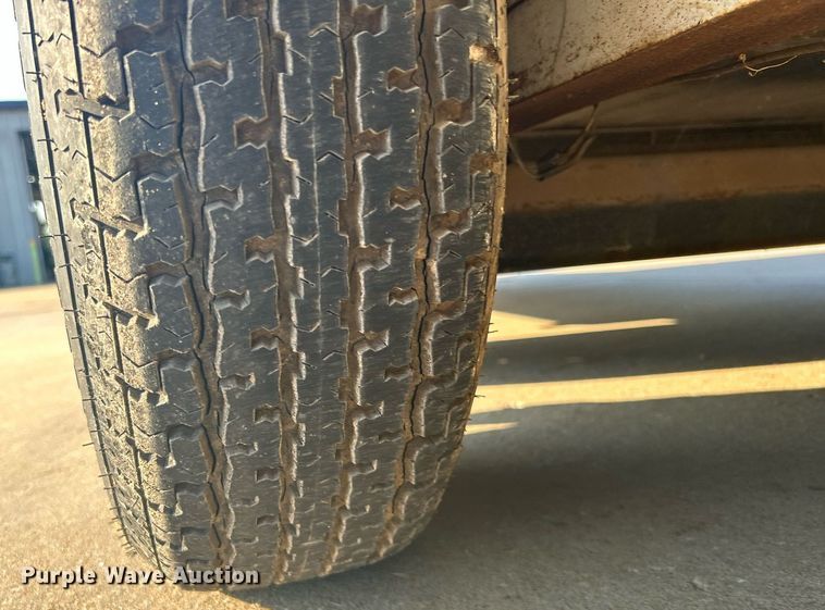 image for item DJ6343 2004 W-W Trailer  enclosed cargo trailer