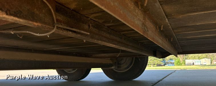 image for item DJ6343 2004 W-W Trailer  enclosed cargo trailer