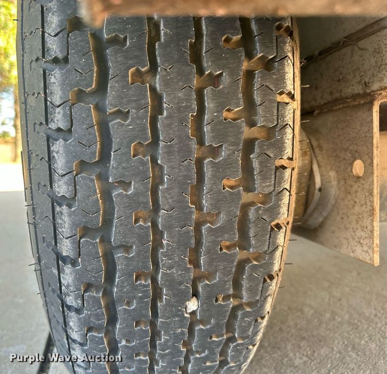 image for item DJ6343 2004 W-W Trailer  enclosed cargo trailer