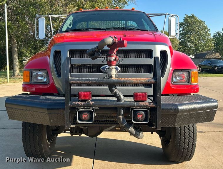 image for item DJ6345 2007 Ford F750 Super Duty XL  brush fire truck
