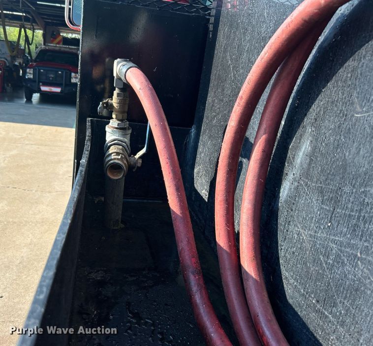 image for item DJ6345 2007 Ford F750 Super Duty XL  brush fire truck