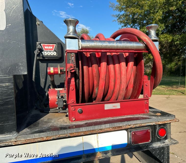 image for item DJ6345 2007 Ford F750 Super Duty XL  brush fire truck