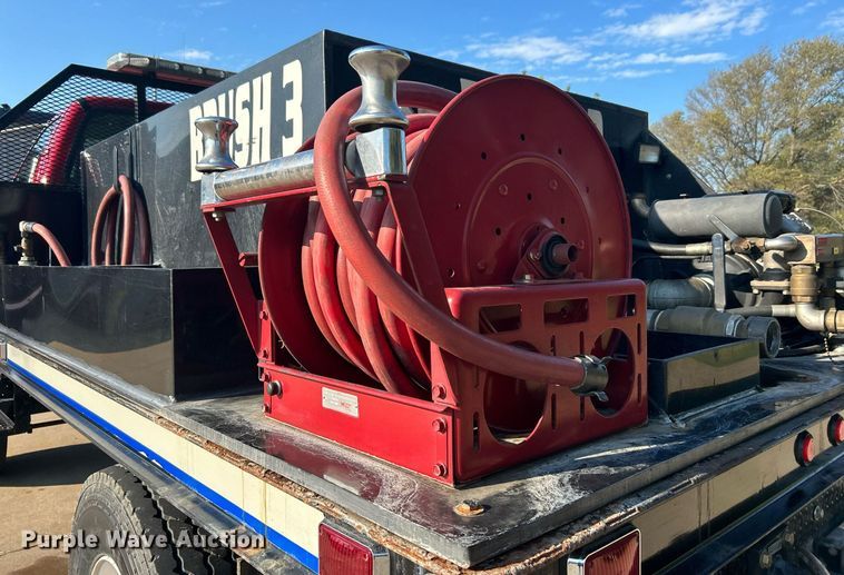 image for item DJ6345 2007 Ford F750 Super Duty XL  brush fire truck