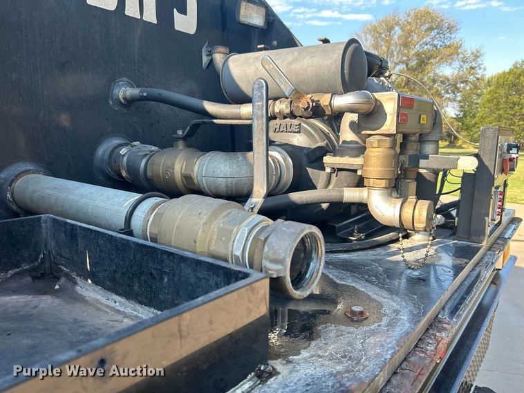 image for item DJ6345 2007 Ford F750 Super Duty XL  brush fire truck