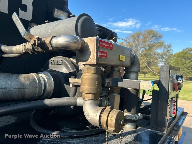 image for item DJ6345 2007 Ford F750 Super Duty XL  brush fire truck