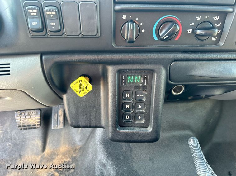 image for item DJ6345 2007 Ford F750 Super Duty XL  brush fire truck