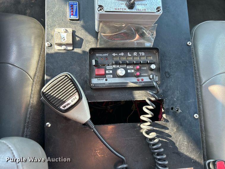 image for item DJ6345 2007 Ford F750 Super Duty XL  brush fire truck