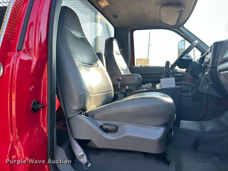 image for item DJ6345 2007 Ford F750 Super Duty XL  brush fire truck