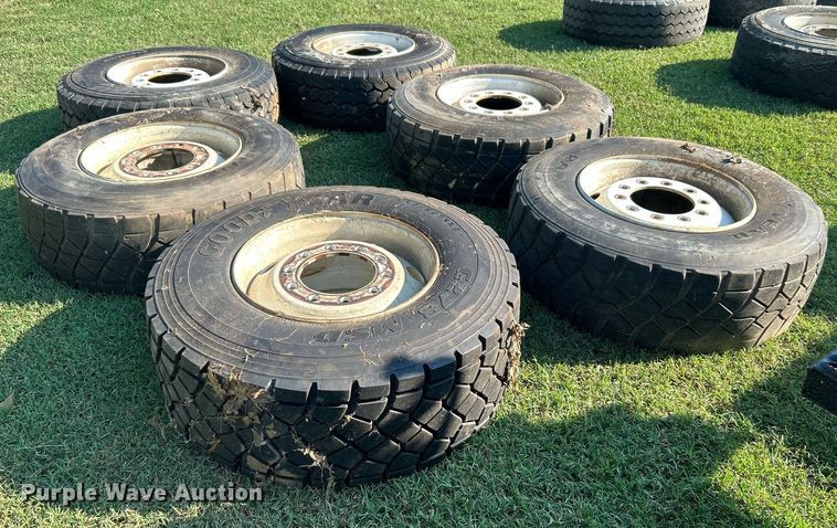 image for item DJ6345 2007 Ford F750 Super Duty XL  brush fire truck