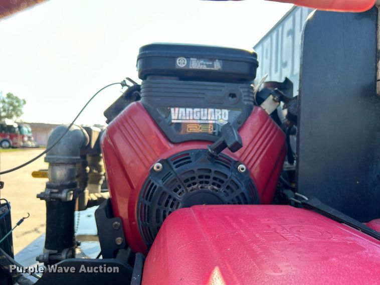 image for item DJ6346 2007 Ford F750 Super Duty XL  brush fire truck