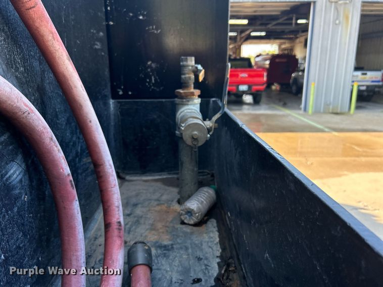 image for item DJ6346 2007 Ford F750 Super Duty XL  brush fire truck