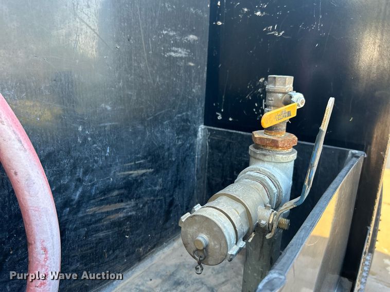 image for item DJ6346 2007 Ford F750 Super Duty XL  brush fire truck