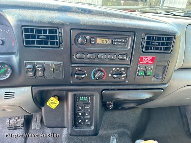 image for item DJ6346 2007 Ford F750 Super Duty XL  brush fire truck