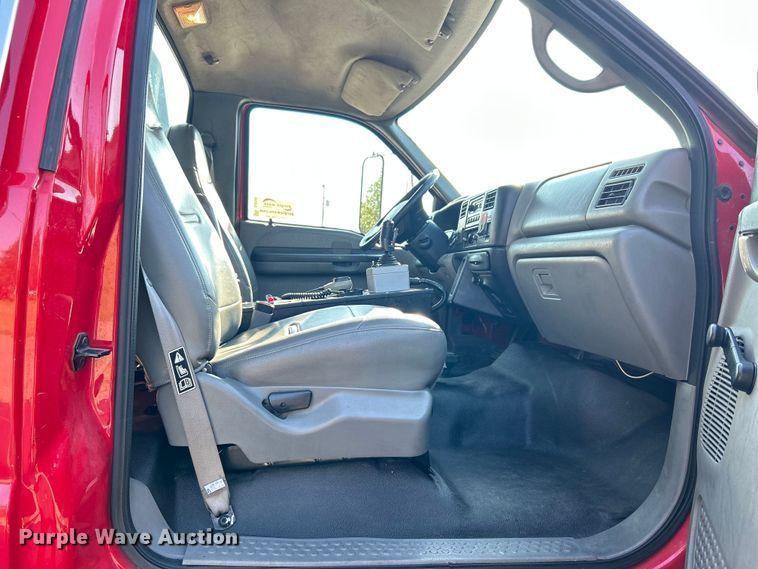 image for item DJ6346 2007 Ford F750 Super Duty XL  brush fire truck