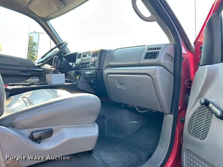 image for item DJ6346 2007 Ford F750 Super Duty XL  brush fire truck