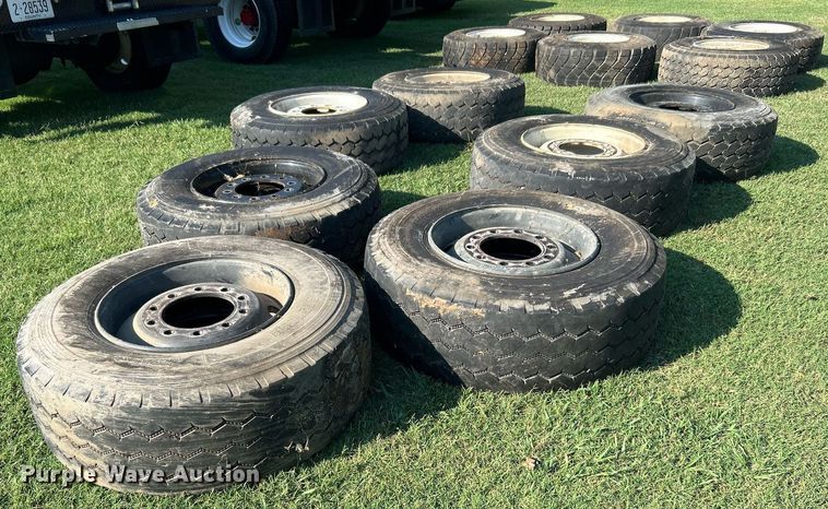 image for item DJ6346 2007 Ford F750 Super Duty XL  brush fire truck