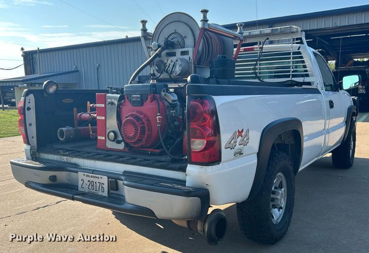 2005 Chevrolet Silverado 2500HD pickup truck in Oologah, OK Item DJ6347 for sale Purple Wave