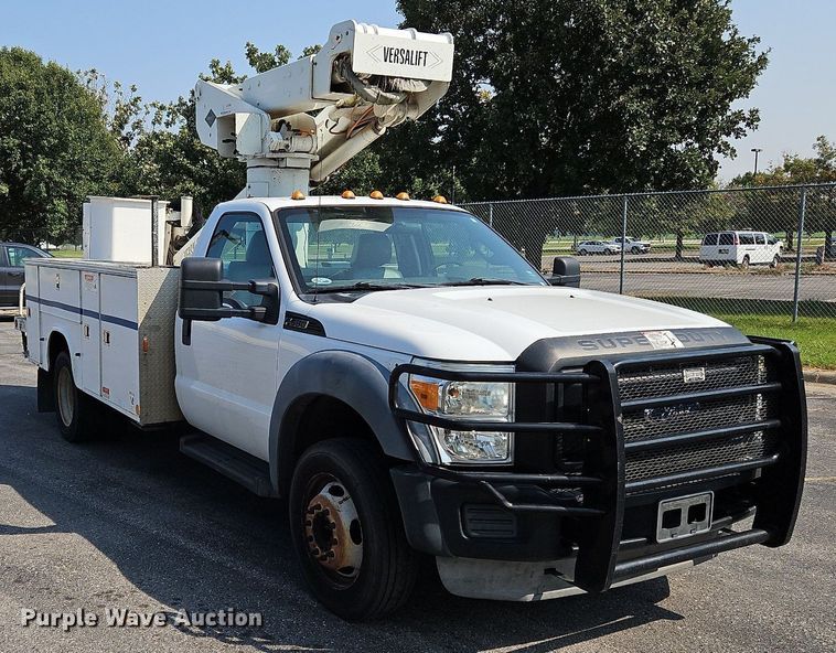 image for item DK1101 2011 Ford F550 Super Duty XL  bucket truck