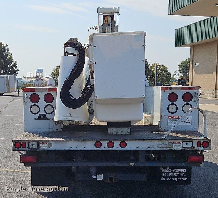 image for item DK1101 2011 Ford F550 Super Duty XL  bucket truck