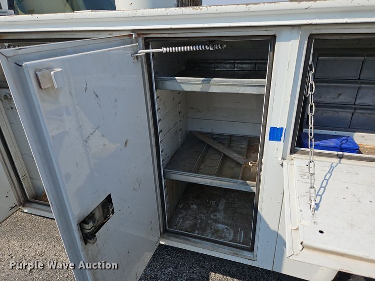 image for item DK1101 2011 Ford F550 Super Duty XL  bucket truck