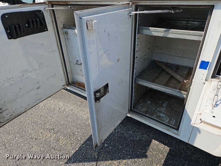 image for item DK1101 2011 Ford F550 Super Duty XL  bucket truck