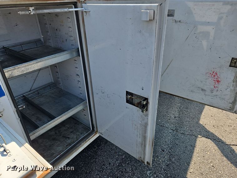 image for item DK1101 2011 Ford F550 Super Duty XL  bucket truck