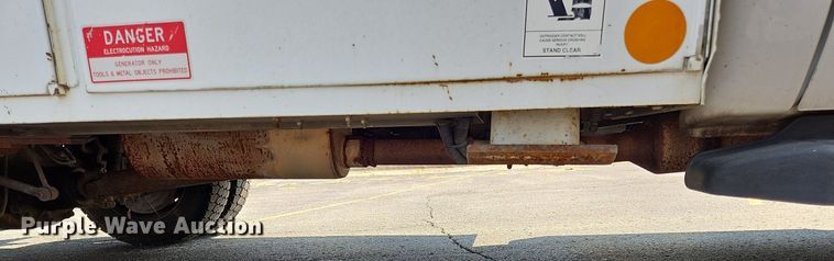 image for item DK1101 2011 Ford F550 Super Duty XL  bucket truck