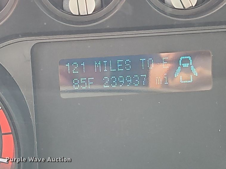 image for item DK1101 2011 Ford F550 Super Duty XL  bucket truck