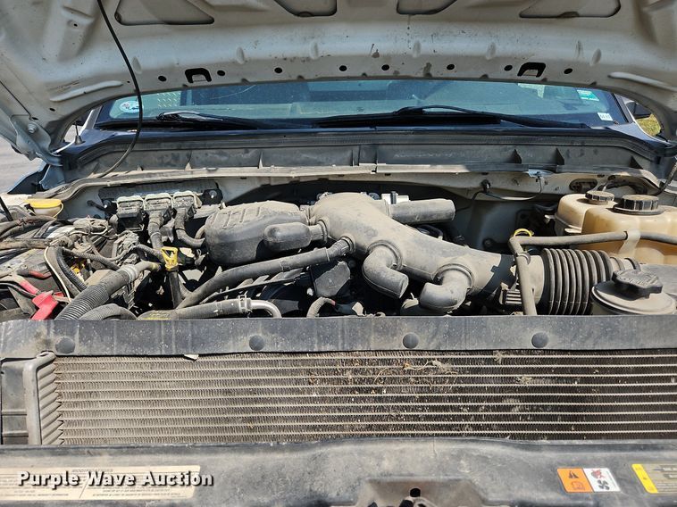 image for item DK1101 2011 Ford F550 Super Duty XL  bucket truck