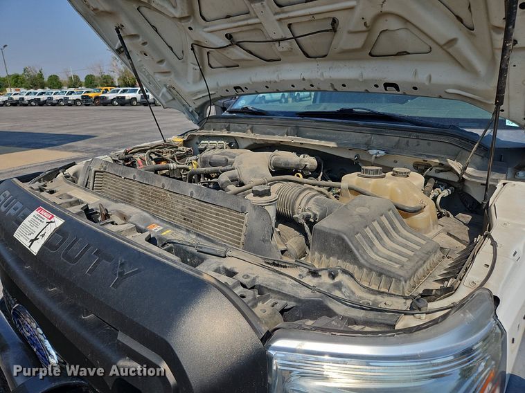 image for item DK1101 2011 Ford F550 Super Duty XL  bucket truck