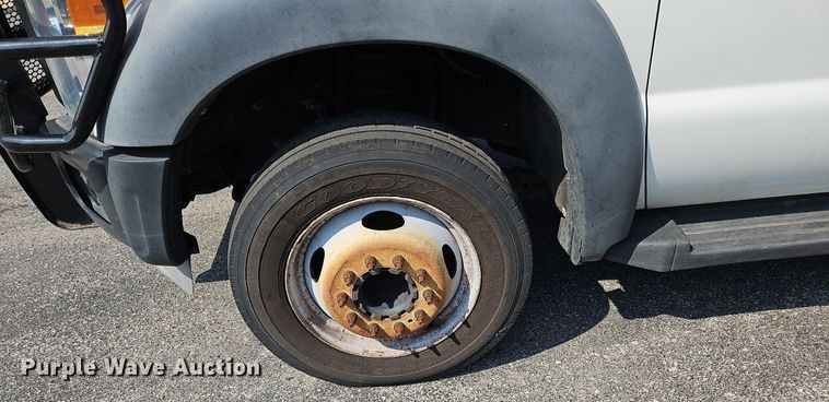 image for item DK1101 2011 Ford F550 Super Duty XL  bucket truck