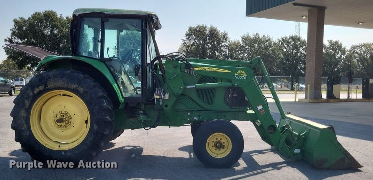 image for item DK1116 2006  John Deere 6615  tractor